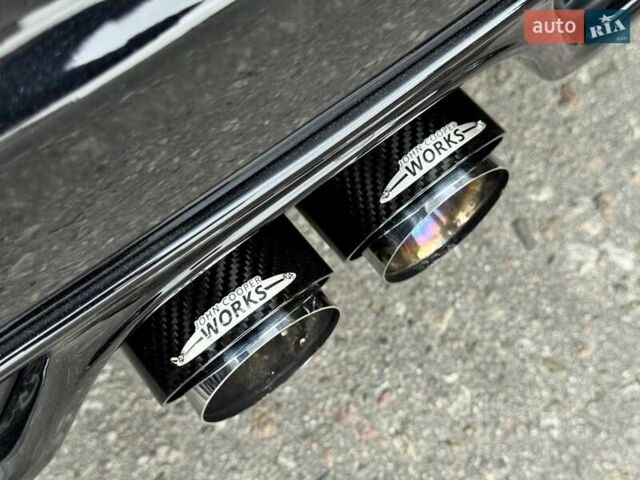 Черный Мини Купер, объемом двигателя 2 л и пробегом 65 тыс. км за 32000 $, фото 20 на Automoto.ua