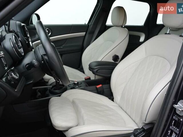 Черный Мини Купер, объемом двигателя 2 л и пробегом 36 тыс. км за 28500 $, фото 3 на Automoto.ua