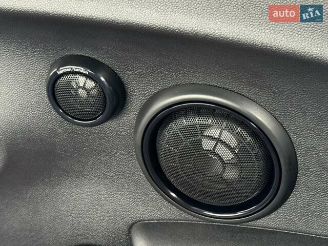 Черный Мини Купер, объемом двигателя 2 л и пробегом 65 тыс. км за 32000 $, фото 41 на Automoto.ua