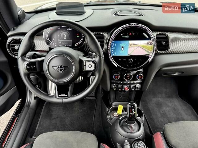 Черный Мини Купер, объемом двигателя 2 л и пробегом 65 тыс. км за 32000 $, фото 40 на Automoto.ua