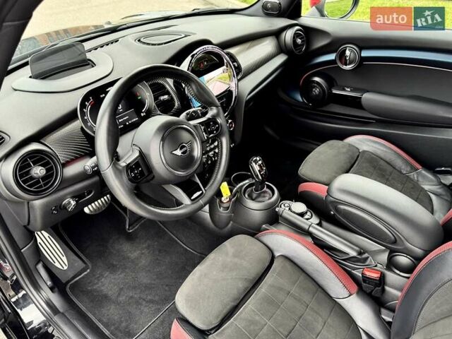 Черный Мини Купер, объемом двигателя 2 л и пробегом 65 тыс. км за 32000 $, фото 22 на Automoto.ua