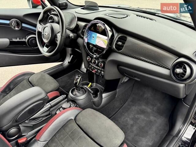 Черный Мини Купер, объемом двигателя 2 л и пробегом 65 тыс. км за 32000 $, фото 33 на Automoto.ua