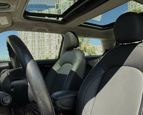 Чорний Міні Cooper, об'ємом двигуна 1.5 л та пробігом 79 тис. км за 14000 $, фото 13 на Automoto.ua