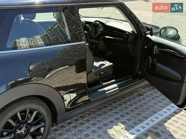 Черный Мини Купер, объемом двигателя 1.5 л и пробегом 79 тыс. км за 14500 $, фото 9 на Automoto.ua