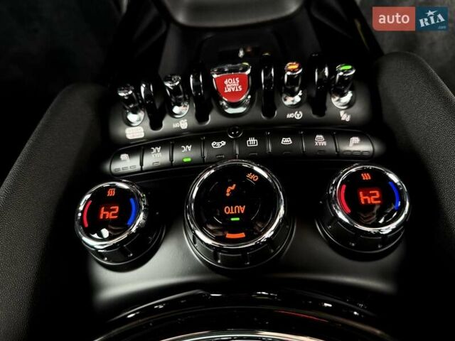 Черный Мини Купер, объемом двигателя 2 л и пробегом 65 тыс. км за 32000 $, фото 30 на Automoto.ua