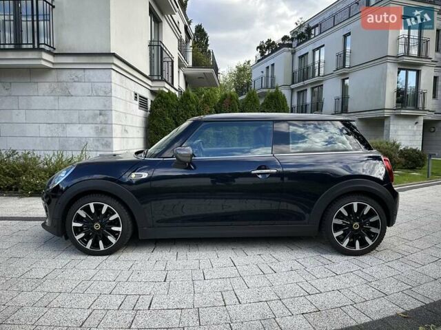 Чорний Міні Cooper, об'ємом двигуна 0 л та пробігом 21 тис. км за 16500 $, фото 1 на Automoto.ua