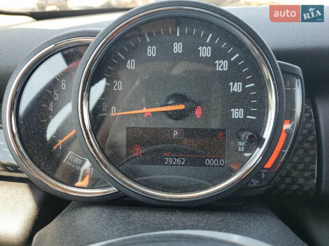 Черный Мини Купер, объемом двигателя 2 л и пробегом 47 тыс. км за 8500 $, фото 8 на Automoto.ua