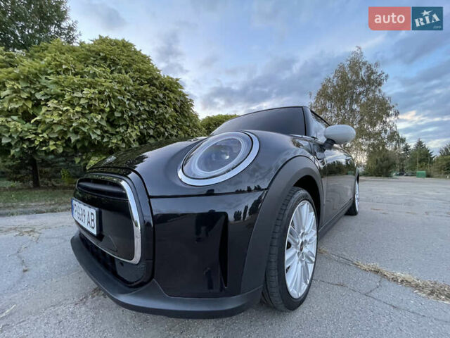 Чорний Міні Cooper, об'ємом двигуна 1.5 л та пробігом 25 тис. км за 25000 $, фото 3 на Automoto.ua