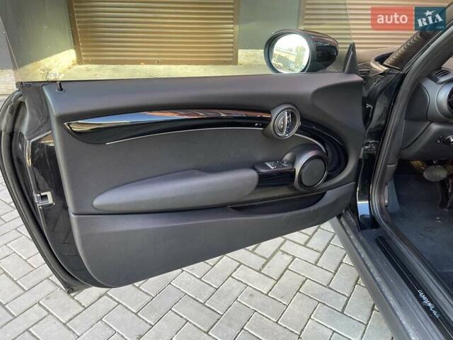 Черный Мини Купер, объемом двигателя 0 л и пробегом 53 тыс. км за 21000 $, фото 12 на Automoto.ua