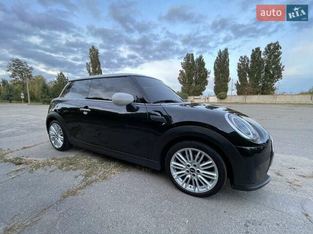 Чорний Міні Cooper, об'ємом двигуна 1.5 л та пробігом 25 тис. км за 25000 $, фото 10 на Automoto.ua
