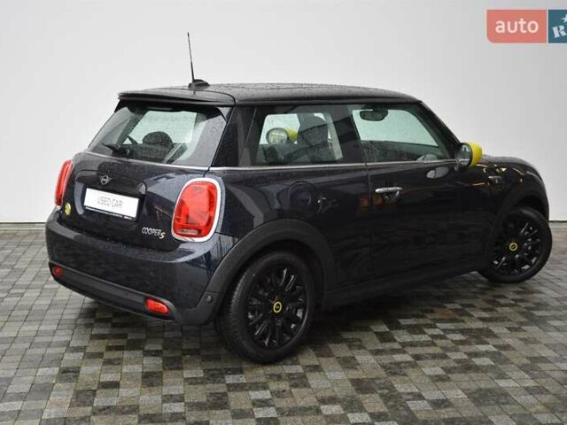Черный Мини Купер, объемом двигателя 0 л и пробегом 11 тыс. км за 19843 $, фото 2 на Automoto.ua