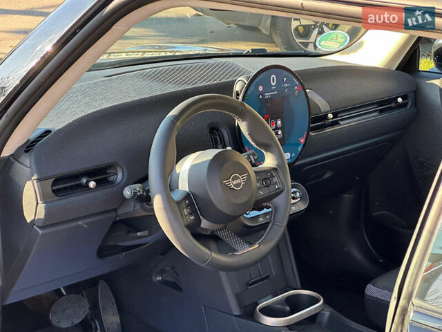 Чорний Міні Cooper, об'ємом двигуна 1.5 л та пробігом 6 тис. км за 33000 $, фото 7 на Automoto.ua