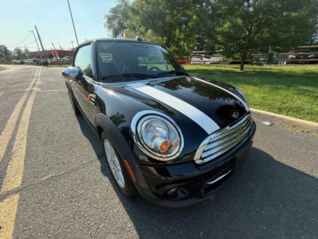 Мини Купер 2015 в Львове на Automoto.ua Черный Мини Купер, объемом двигателя 1.6 л и пробегом 79 тыс. км за 5500 $, фото 2 на Automoto.ua