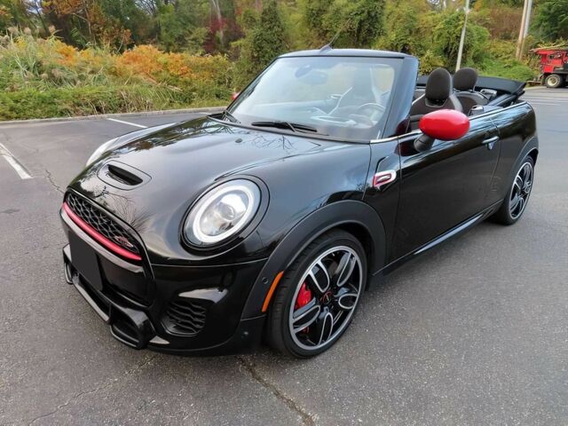 Чорний Міні Cooper, об'ємом двигуна 2 л та пробігом 28 тис. км за 6000 $, фото 2 на Automoto.ua