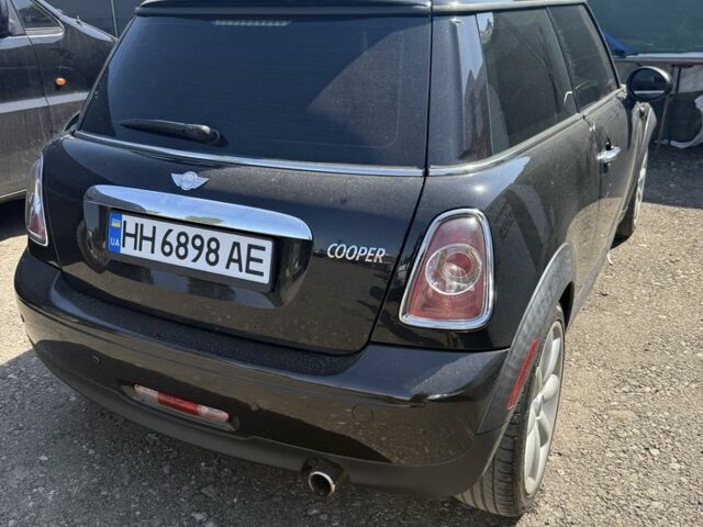 Чорний Міні Cooper, об'ємом двигуна 1.6 л та пробігом 130 тис. км за 7500 $, фото 2 на Automoto.ua