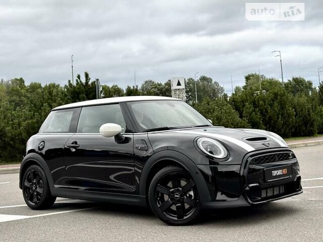 Чорний Міні Cooper, об'ємом двигуна 2 л та пробігом 4 тис. км за 38400 $, фото 19 на Automoto.ua