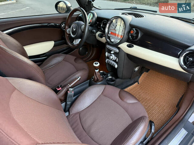 Коричневый Мини Купер, объемом двигателя 1.6 л и пробегом 228 тыс. км за 6600 $, фото 34 на Automoto.ua