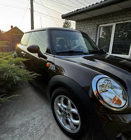 Коричневый Мини Купер, объемом двигателя 1.6 л и пробегом 214 тыс. км за 7000 $, фото 4 на Automoto.ua