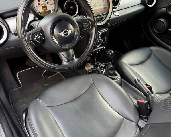 Коричневий Міні Cooper, об'ємом двигуна 1.6 л та пробігом 304 тис. км за 7400 $, фото 8 на Automoto.ua