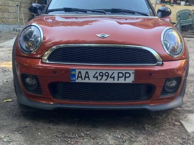 Мини Купер 2012 в Киеве на Automoto.ua Коричневый Мини Купер, объемом двигателя 0 л и пробегом 100 тыс. км за 9000 $, фото 3 на Automoto.ua