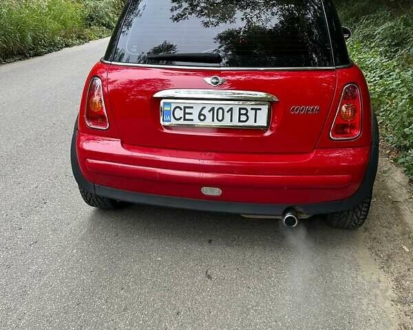 Красный Мини Купер, объемом двигателя 1.6 л и пробегом 250 тыс. км за 4300 $, фото 5 на Automoto.ua