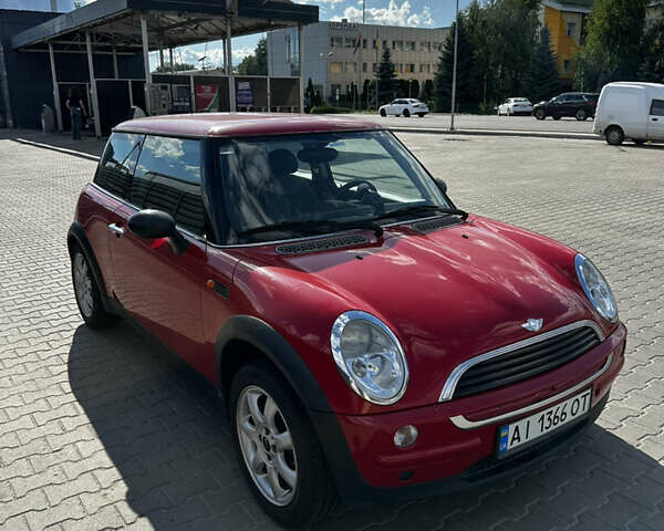 Красный Мини Купер, объемом двигателя 1.6 л и пробегом 234 тыс. км за 4100 $, фото 2 на Automoto.ua