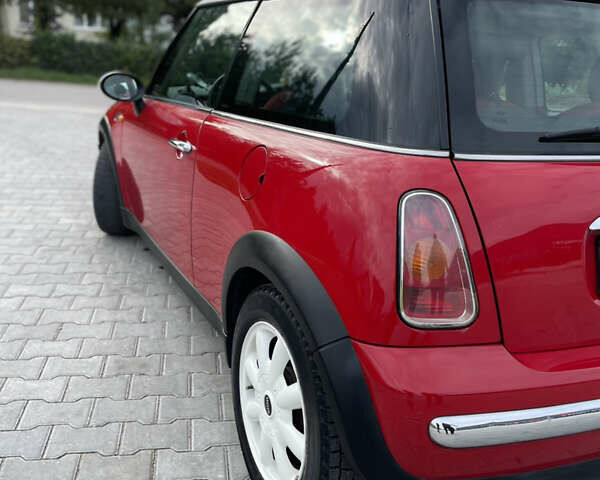 Червоний Міні Cooper, об'ємом двигуна 1.6 л та пробігом 110 тис. км за 4899 $, фото 10 на Automoto.ua