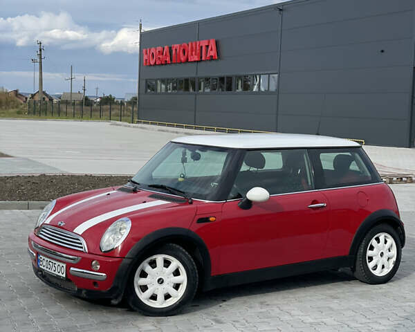 Червоний Міні Cooper, об'ємом двигуна 1.6 л та пробігом 110 тис. км за 4899 $, фото 1 на Automoto.ua