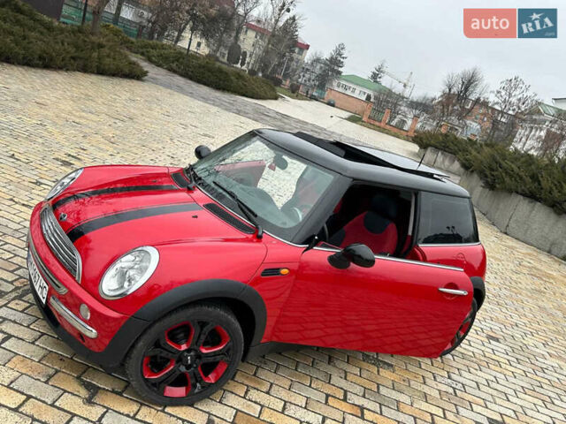 Красный Мини Купер, объемом двигателя 1.6 л и пробегом 210 тыс. км за 4750 $, фото 25 на Automoto.ua