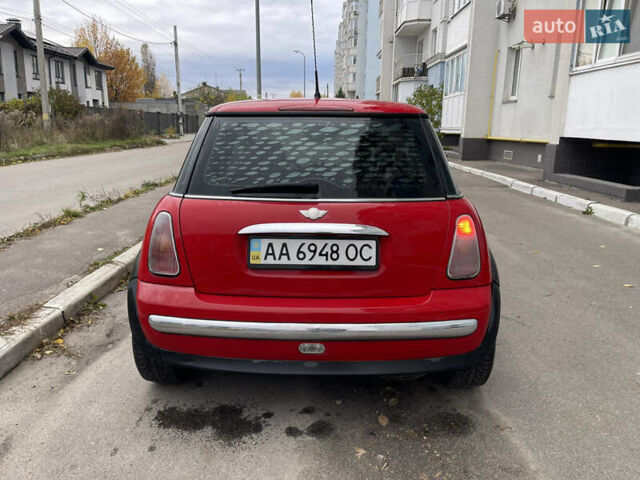 Червоний Міні Cooper, об'ємом двигуна 1.36 л та пробігом 232 тис. км за 5200 $, фото 5 на Automoto.ua