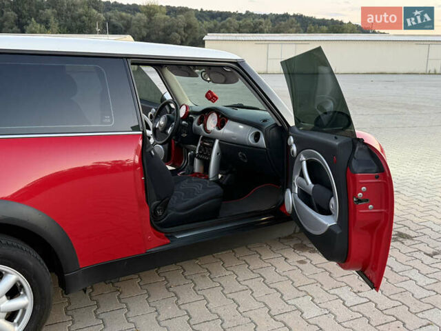 Червоний Міні Cooper, об'ємом двигуна 1.6 л та пробігом 214 тис. км за 5400 $, фото 21 на Automoto.ua