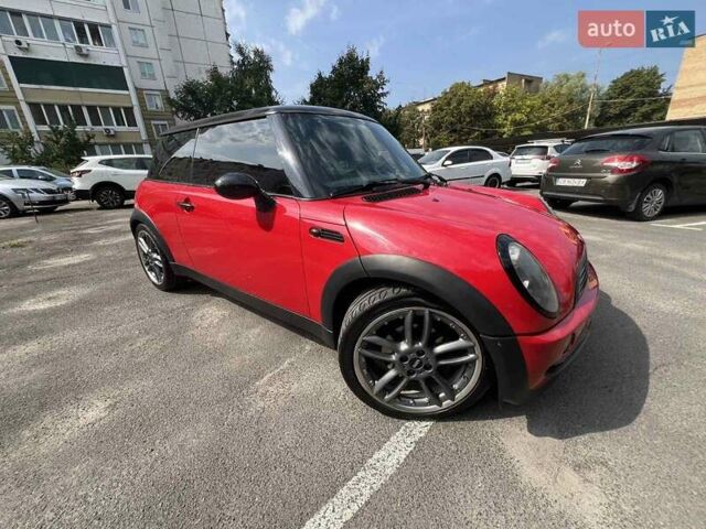Красный Мини Купер, объемом двигателя 1.6 л и пробегом 260 тыс. км за 4200 $, фото 7 на Automoto.ua