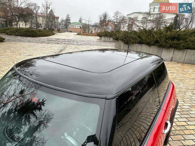 Красный Мини Купер, объемом двигателя 1.6 л и пробегом 210 тыс. км за 4750 $, фото 11 на Automoto.ua