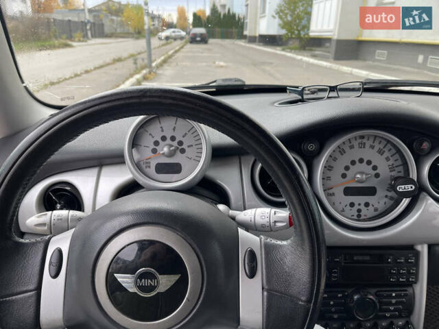 Червоний Міні Cooper, об'ємом двигуна 1.36 л та пробігом 232 тис. км за 5200 $, фото 14 на Automoto.ua