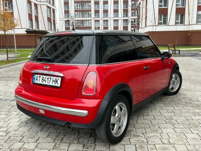 Красный Мини Купер, объемом двигателя 1.6 л и пробегом 230 тыс. км за 5600 $, фото 5 на Automoto.ua
