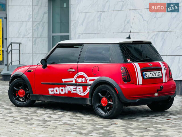 Червоний Міні Cooper, об'ємом двигуна 1.6 л та пробігом 245 тис. км за 4850 $, фото 5 на Automoto.ua