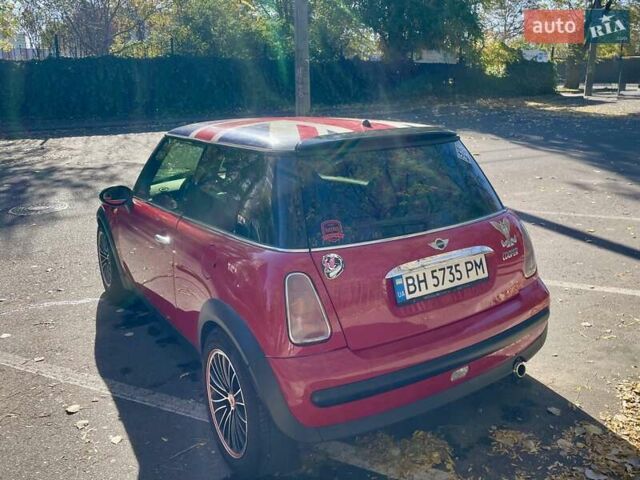 Красный Мини Купер, объемом двигателя 1.6 л и пробегом 197 тыс. км за 3700 $, фото 2 на Automoto.ua