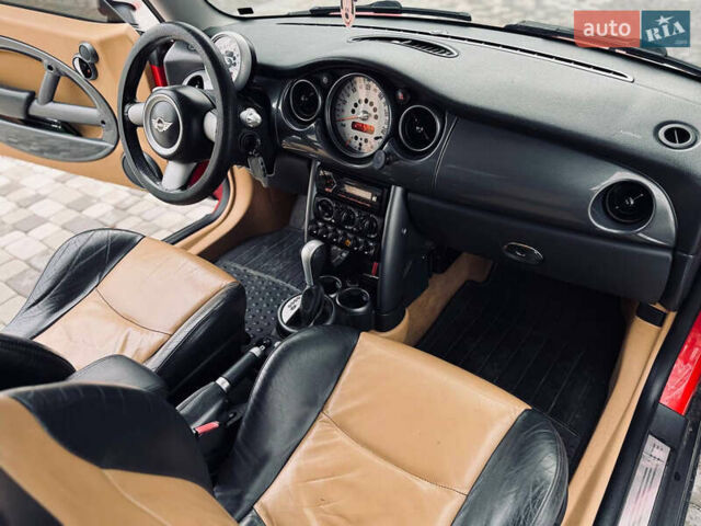 Червоний Міні Cooper, об'ємом двигуна 1.6 л та пробігом 245 тис. км за 4850 $, фото 10 на Automoto.ua