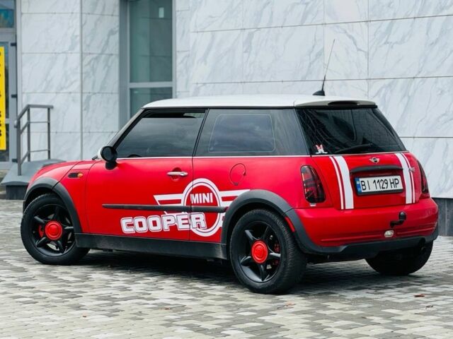 Красный Мини Купер, объемом двигателя 1.6 л и пробегом 245 тыс. км за 4850 $, фото 4 на Automoto.ua