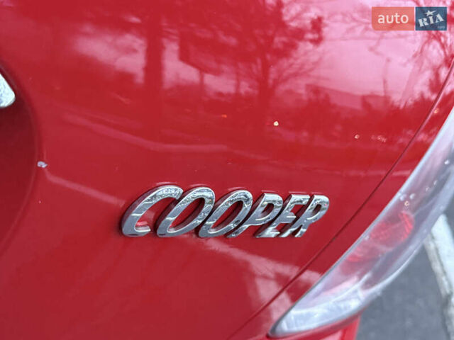 Червоний Міні Cooper, об'ємом двигуна 1.6 л та пробігом 156 тис. км за 6800 $, фото 7 на Automoto.ua