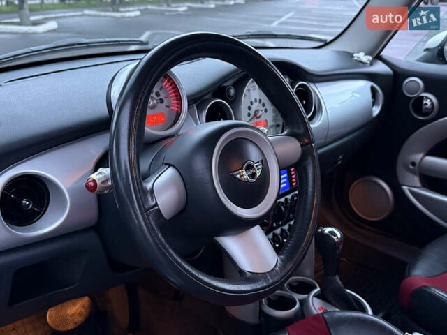 Червоний Міні Cooper, об'ємом двигуна 1.6 л та пробігом 156 тис. км за 6800 $, фото 18 на Automoto.ua