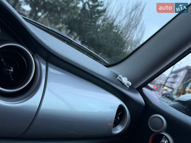 Червоний Міні Cooper, об'ємом двигуна 1.6 л та пробігом 156 тис. км за 6800 $, фото 25 на Automoto.ua