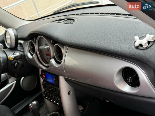 Червоний Міні Cooper, об'ємом двигуна 1.6 л та пробігом 157 тис. км за 5999 $, фото 34 на Automoto.ua