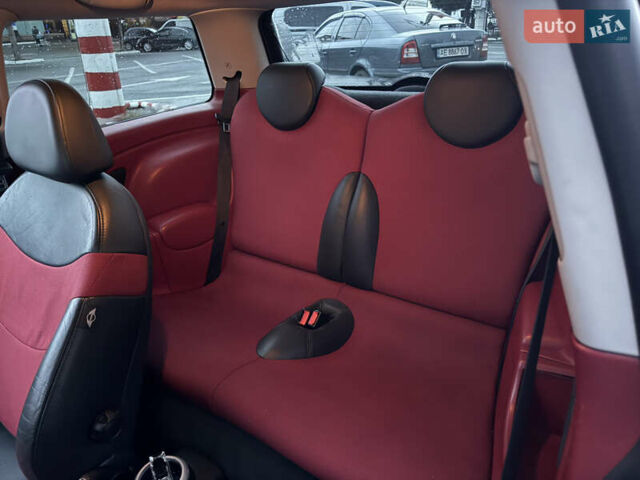 Червоний Міні Cooper, об'ємом двигуна 1.6 л та пробігом 156 тис. км за 6800 $, фото 27 на Automoto.ua