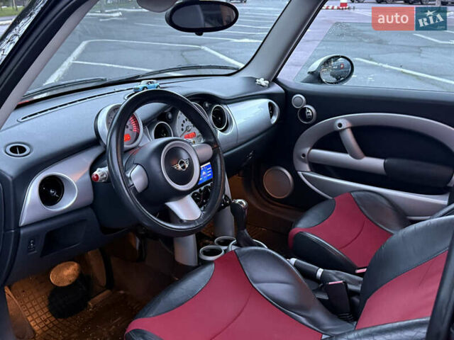 Червоний Міні Cooper, об'ємом двигуна 1.6 л та пробігом 156 тис. км за 6800 $, фото 15 на Automoto.ua