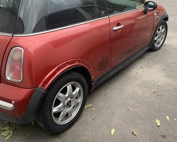 Мини Купер 2006 в Хмельницком на Automoto.ua Красный Мини Купер, объемом двигателя 1.36 л и пробегом 182 тыс. км за 5500 $, фото 1 на Automoto.ua
