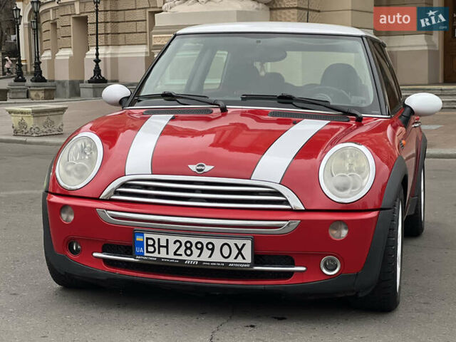 Червоний Міні Cooper, об'ємом двигуна 1.6 л та пробігом 167 тис. км за 5700 $, фото 3 на Automoto.ua