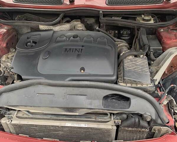 Мини Купер 2006 в Хмельницком на Automoto.ua Красный Мини Купер, объемом двигателя 1.36 л и пробегом 182 тыс. км за 5500 $, фото 7 на Automoto.ua