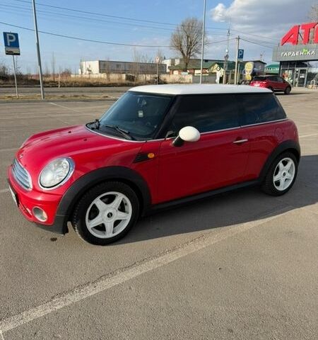 Красный Мини Купер, объемом двигателя 1.6 л и пробегом 144 тыс. км за 6800 $, фото 14 на Automoto.ua