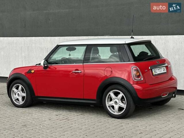 Червоний Міні Cooper, об'ємом двигуна 1.6 л та пробігом 177 тис. км за 7500 $, фото 11 на Automoto.ua
